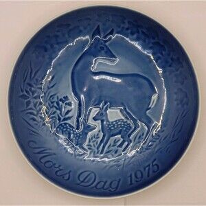 MOTHER’S DAY 1975 Plate Mors Dag Bing & Grondahl Deer With Kids Fawns Denmark